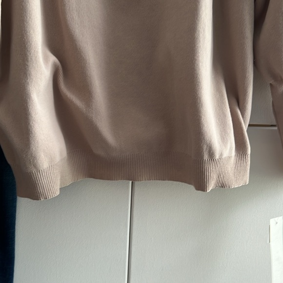 Jack + Avery Ribbed Puff Sleeve Sweater. - Picture 10 of 11